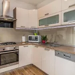 Apartman Lovely In With Wifi