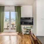 Apartman Lovely In With Wifi