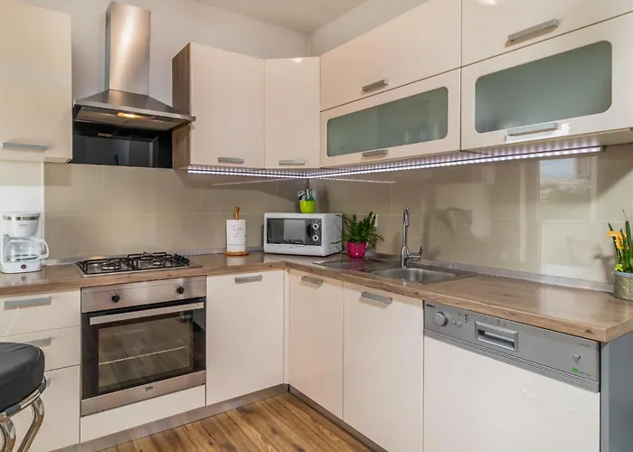 Apartment Awesome In